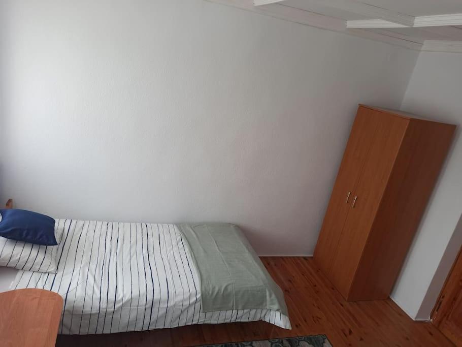 Apartament Pod Orzechem アウグストゥフ エクステリア 写真